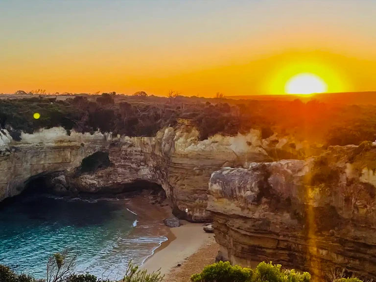 Guided tours vs self-drive tours