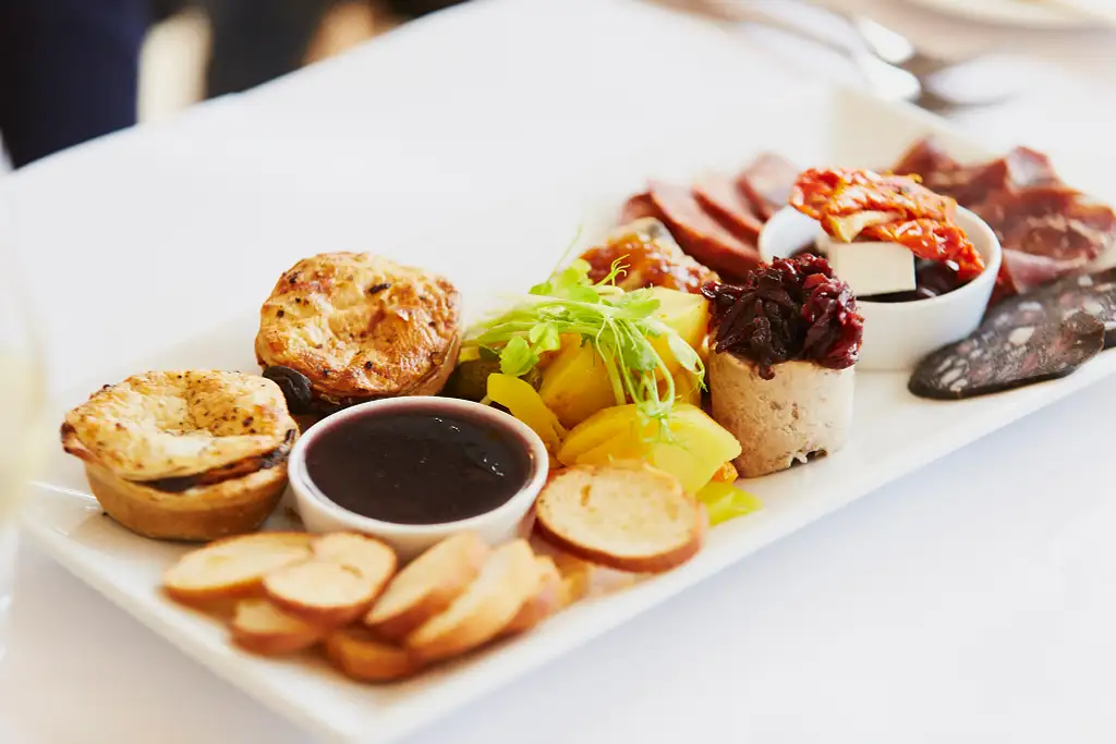 Premium Vineyard Wine & Food Tour - Margaret River