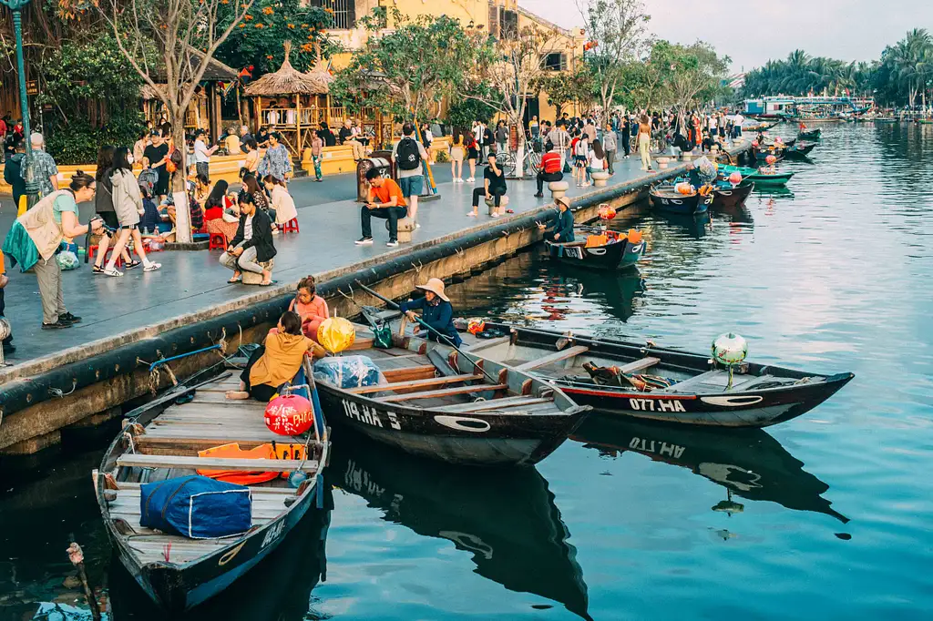 8 Day North & Central Vietnam - Hanoi to Hoi An | G Adventures 18 to 35's