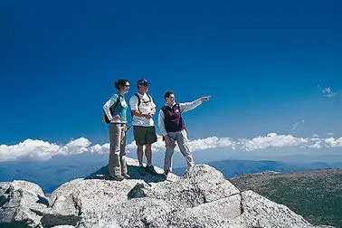 4 Day Snowy Mountains Hiking Tour