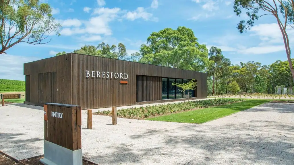 Uncork McLaren Vale Small Group Wine Tour