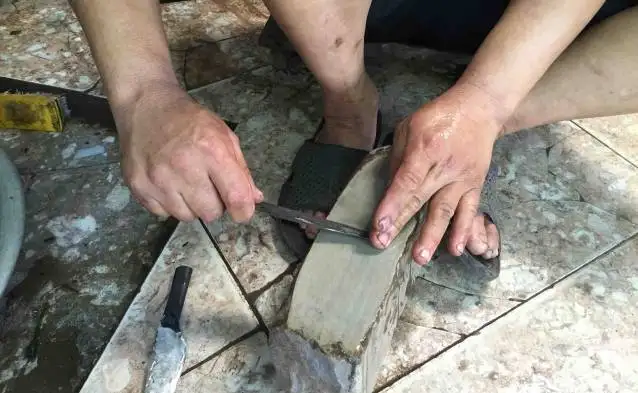 Knife Making in Traditional Vietnamese Blacksmith Village