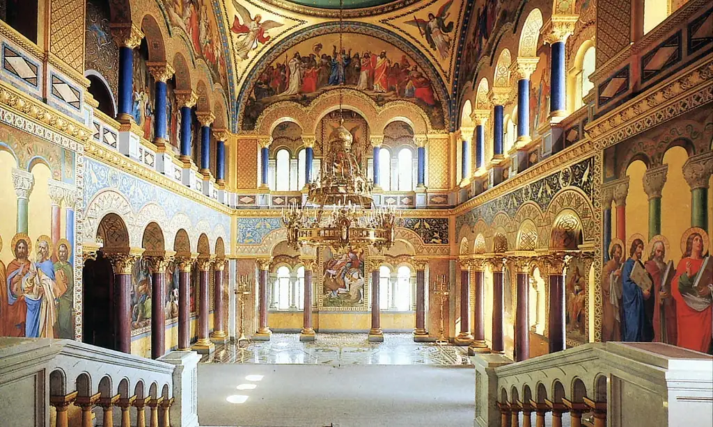 Neuschwanstein, Linderhof and Oberammergau Tour