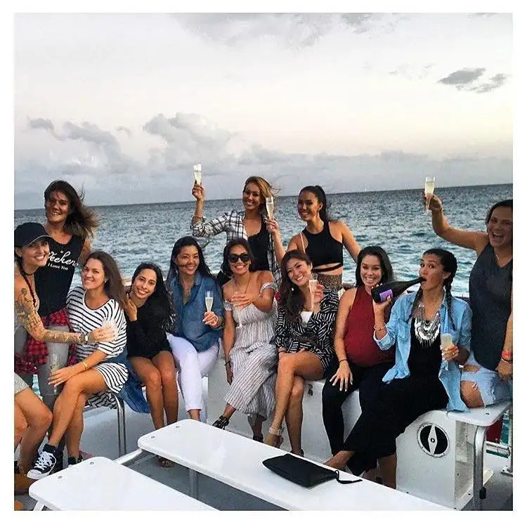 Oahu : Glass Bottom Boat Tour in Waikiki