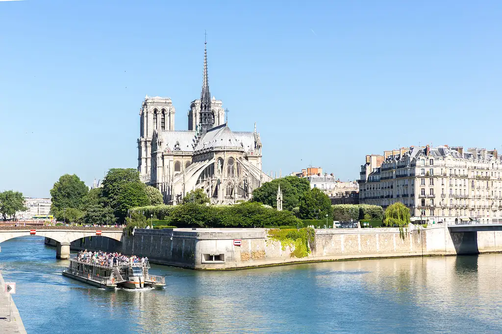 Go City Paris: Paris Pass Plus