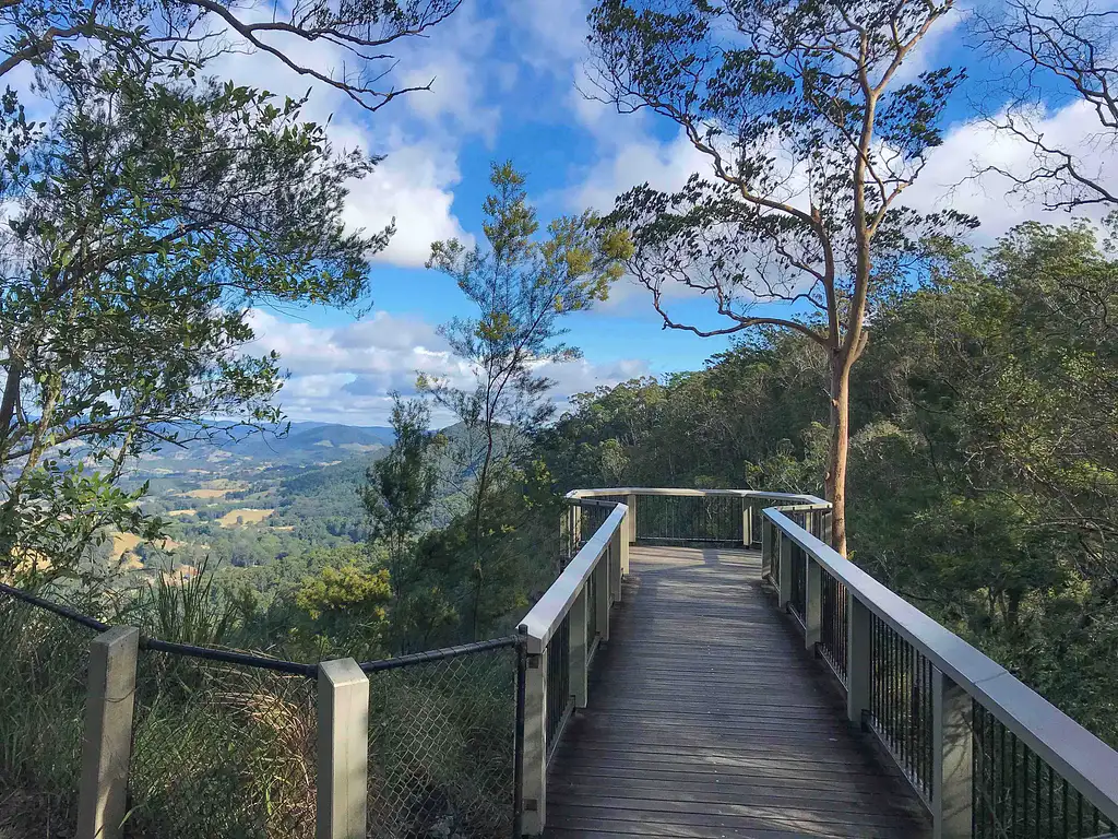 Maleny and Montville with Gourmet lunch & Wine Tasting - Day Tour