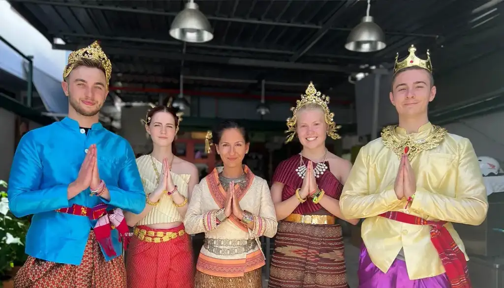9 Day Thailand Tour (18 to 39s) | Bangkok to Ko Pha Ngan | Intro Travel
