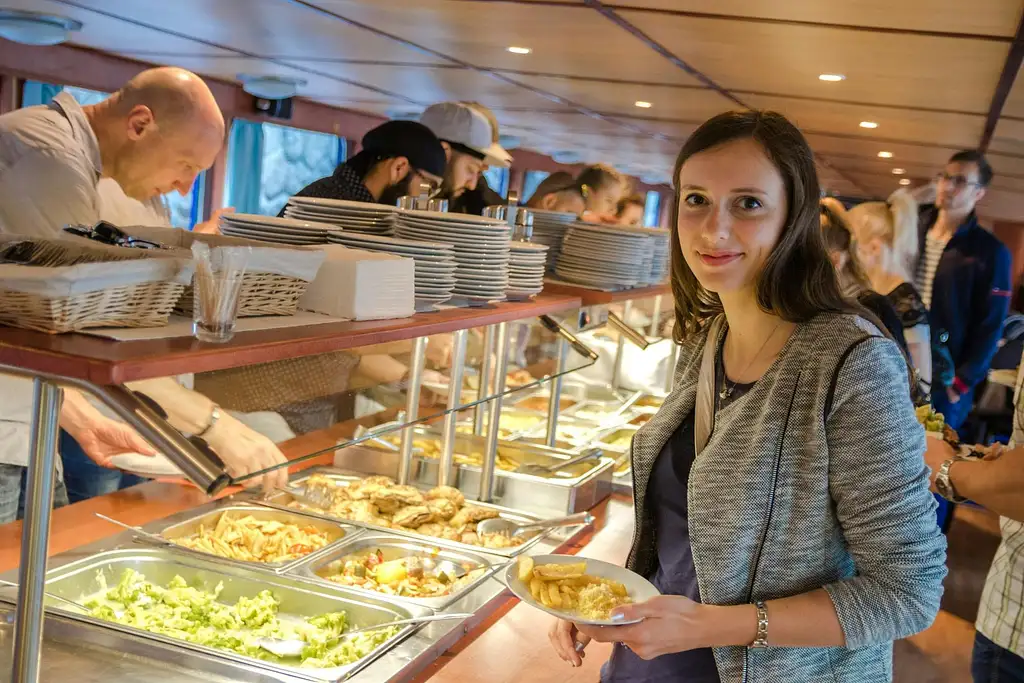 Prague Evening Cruise with Buffet-Style Dinner