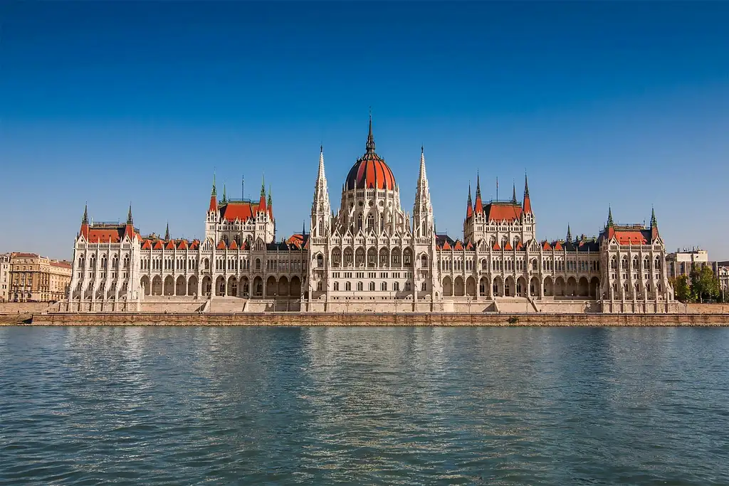 Budapest Grand City Tour and Parliament Visit | ** Must have EU Passport