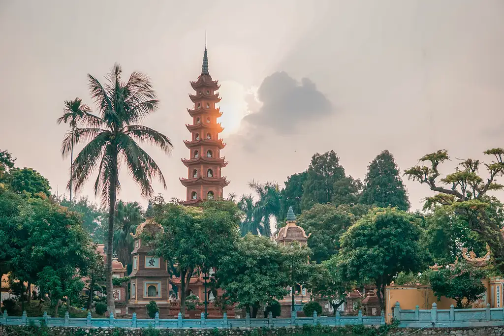 8 Day North & Central Vietnam - Hanoi to Hoi An | G Adventures 18 to 35's