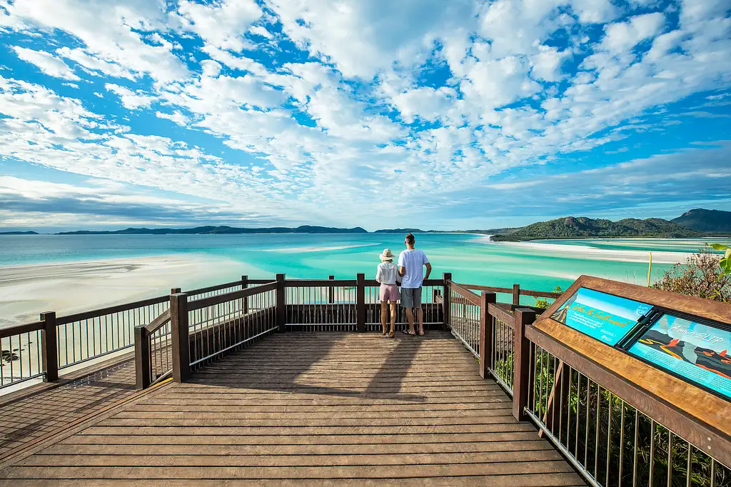 Whitehaven + Snorkelling on Lady Enid | from Airlie Beach