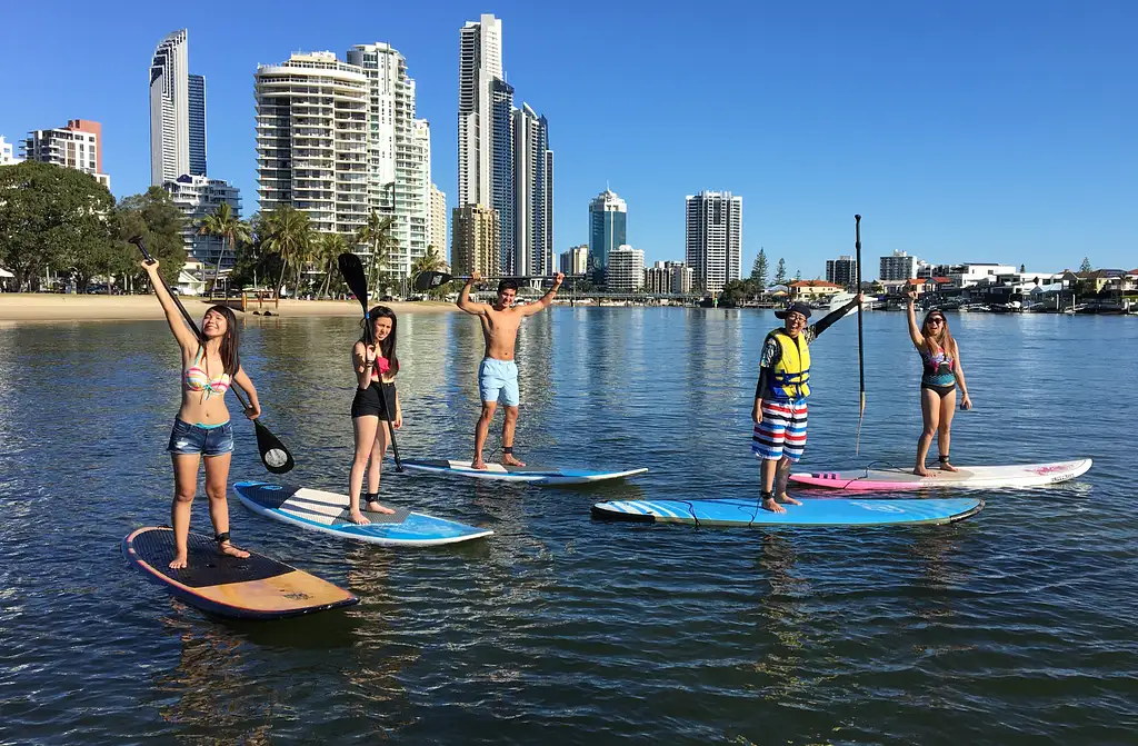 Stand Up Paddle (SUP) Beginner Lesson – Surfers Paradise