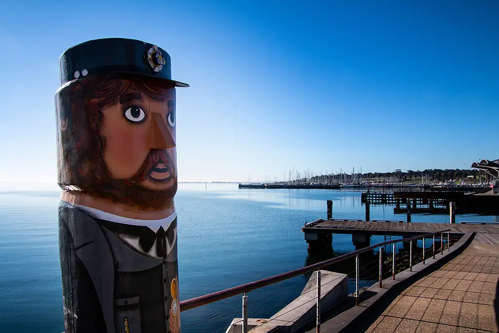 Around the Bay Sightseeing & Bay Cruise ex Melbourne