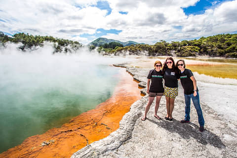 7 Day Reverse Coasts & Culture NZ North Island Tour