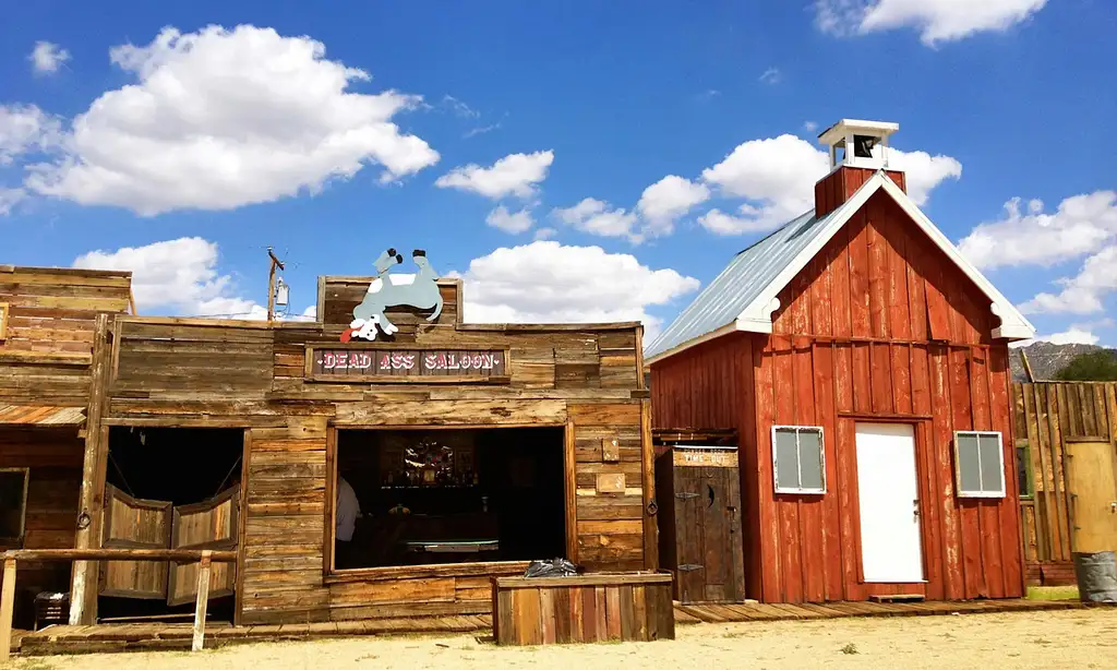 Wild West Ghost Town Explorer Day Tour from Las Vegas