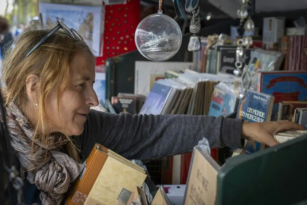 Paris, the City of Book Lovers - Small Group Tour