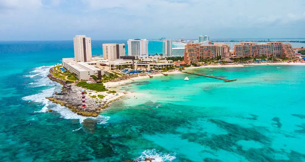 9 Days Yucatan & Cancún: Merida, Mayan Ruins, & Beachside Livin' | G Adventures 18-35's