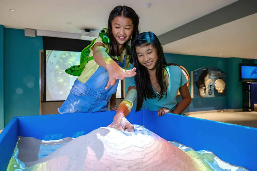 Dolphin Discovery Centre Interpretive Centre