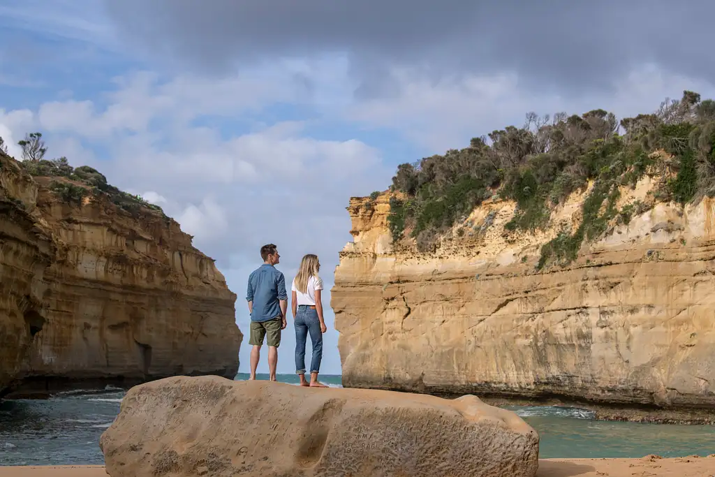 3 Day Great Ocean Road & Grampians Tour | Adelaide to Melbourne