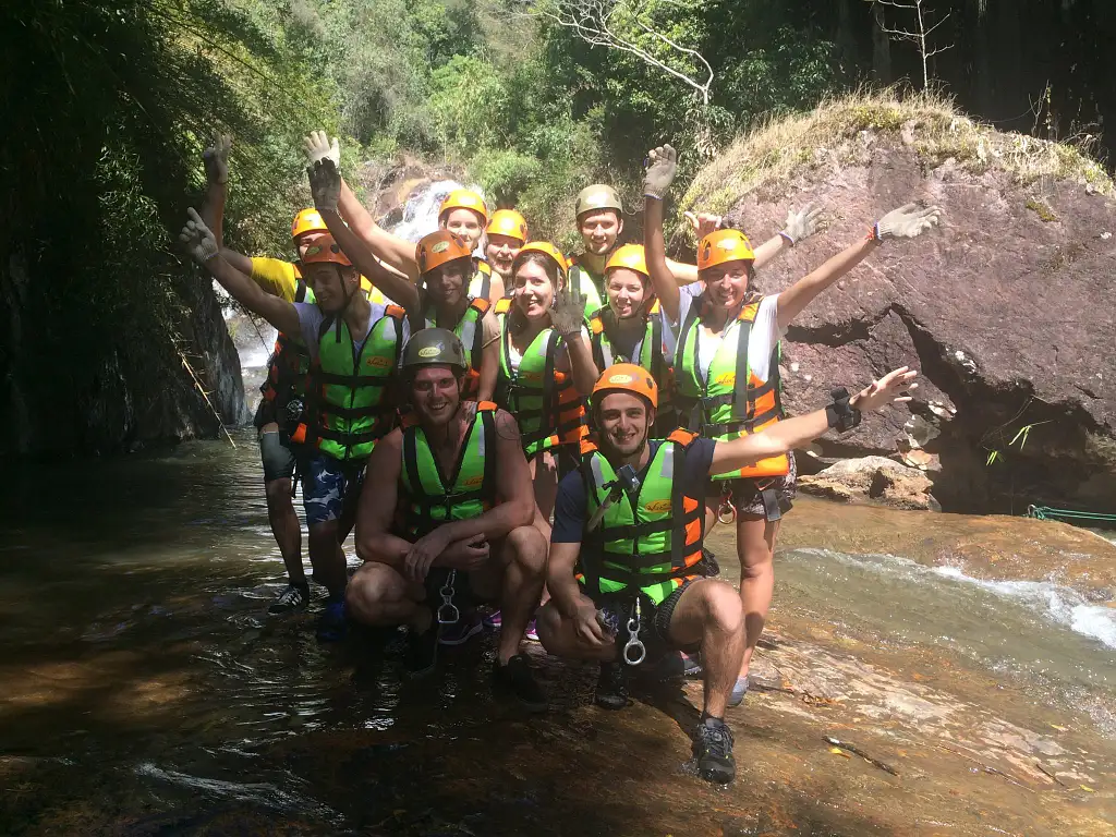 11 Day Ultimate Vietnam Group Tour | Hanoi to Ho Chi Minh (18 to 35's)