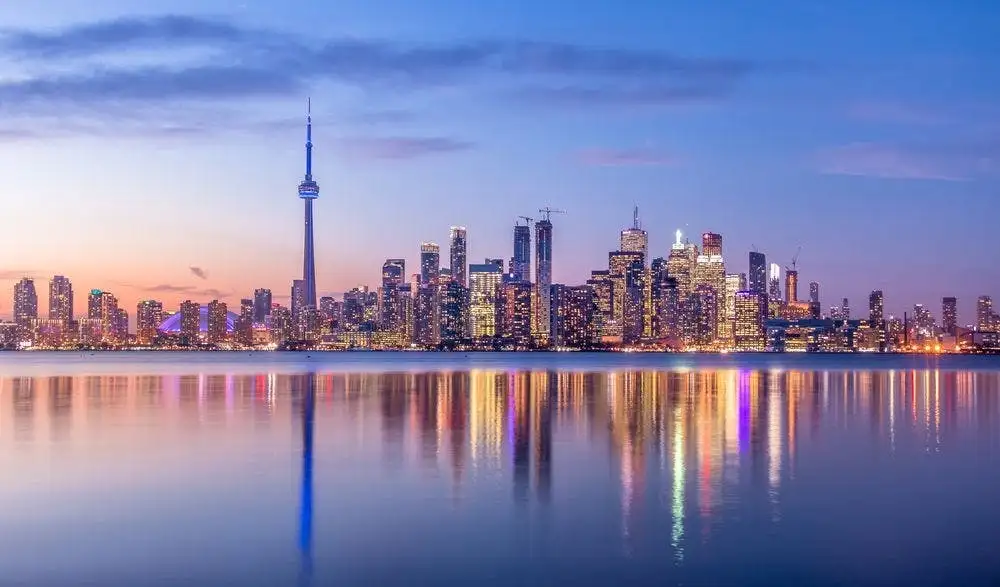 Scenic Toronto Night Tour