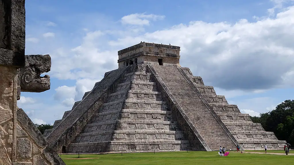 World Wonder Discovery Full Day Tour to Chichen Itza