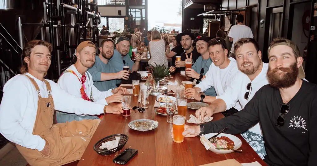 Byron Bay Brewery & Distillery Hopping – Price per Private Bus