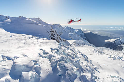 snow landing scenic flight new zealand.jpg