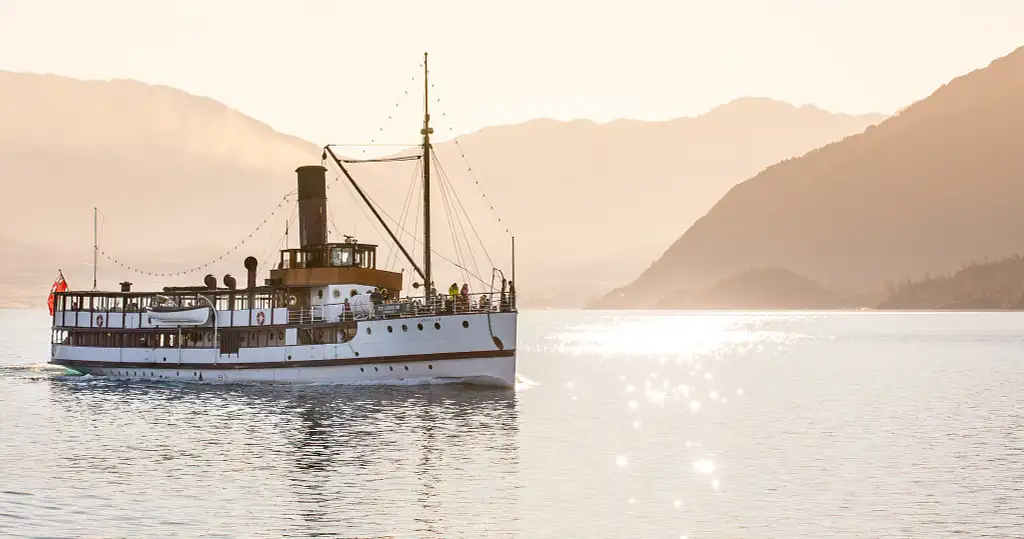 TSS Earnslaw Cruise