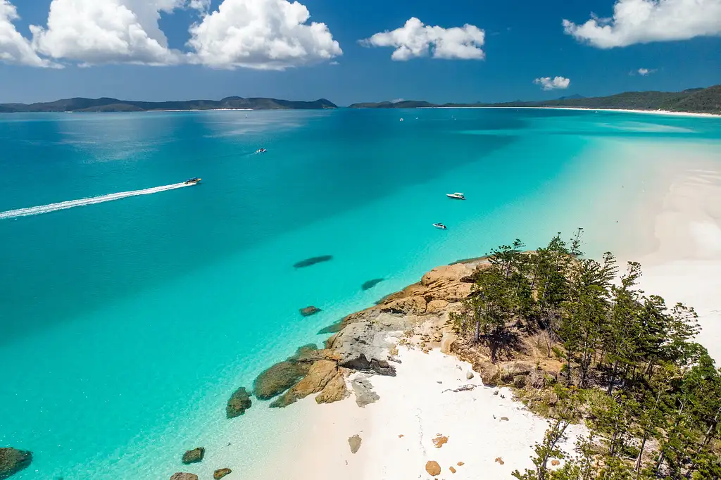 Whitehaven + Snorkelling on Lady Enid | from Airlie Beach