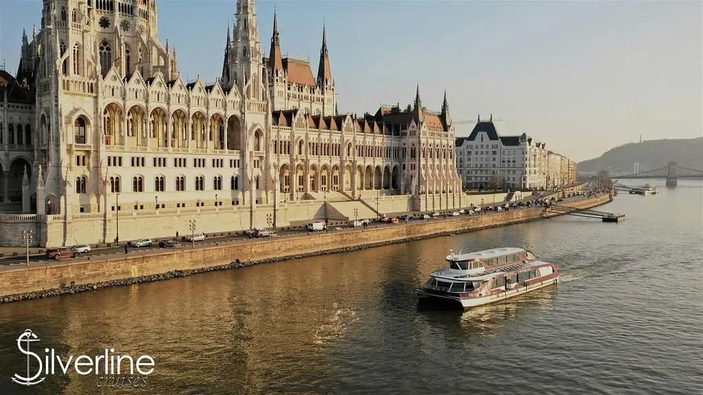 Budapest Danube River Sunset Cocktail Cruise