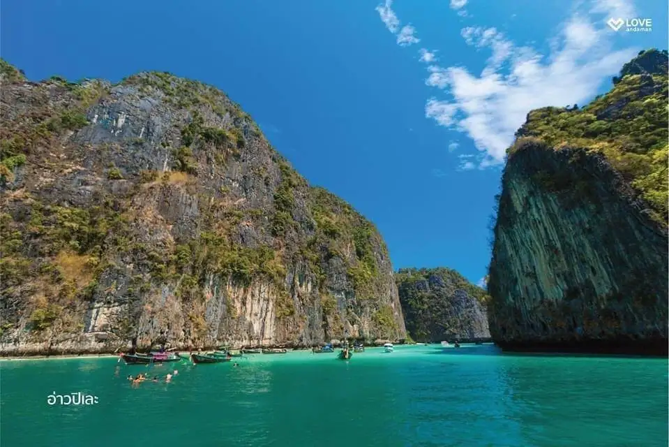 Phi Phi Island Day Tour | Small Group Tour