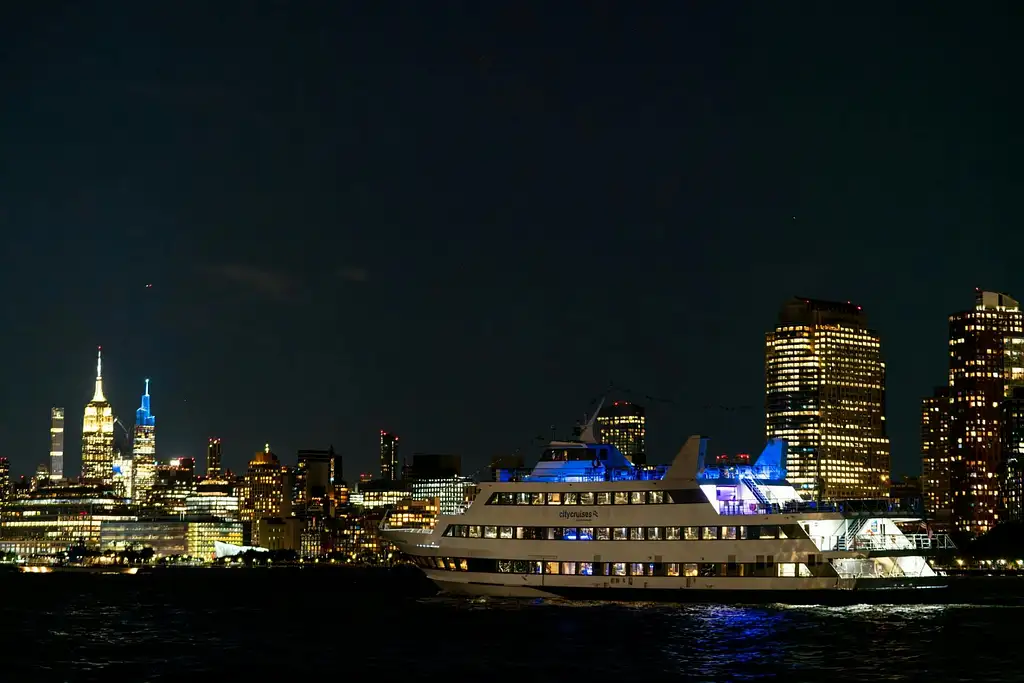 Spirit Of New York Dinner Cruise
