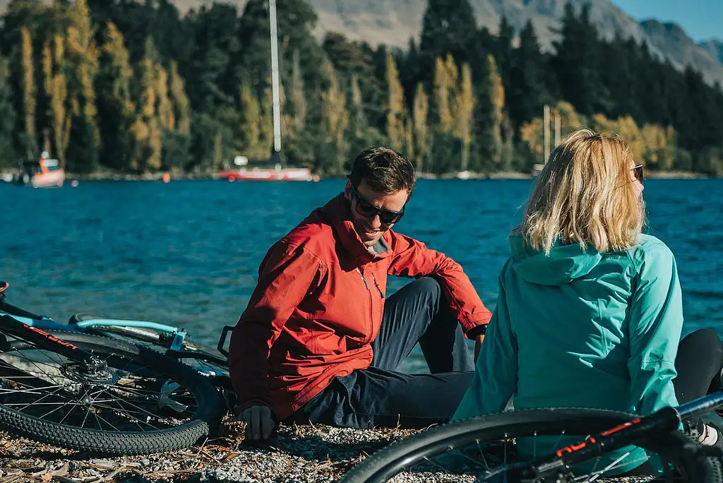 Arrowtown to Queenstown Self-guided Bike Ride