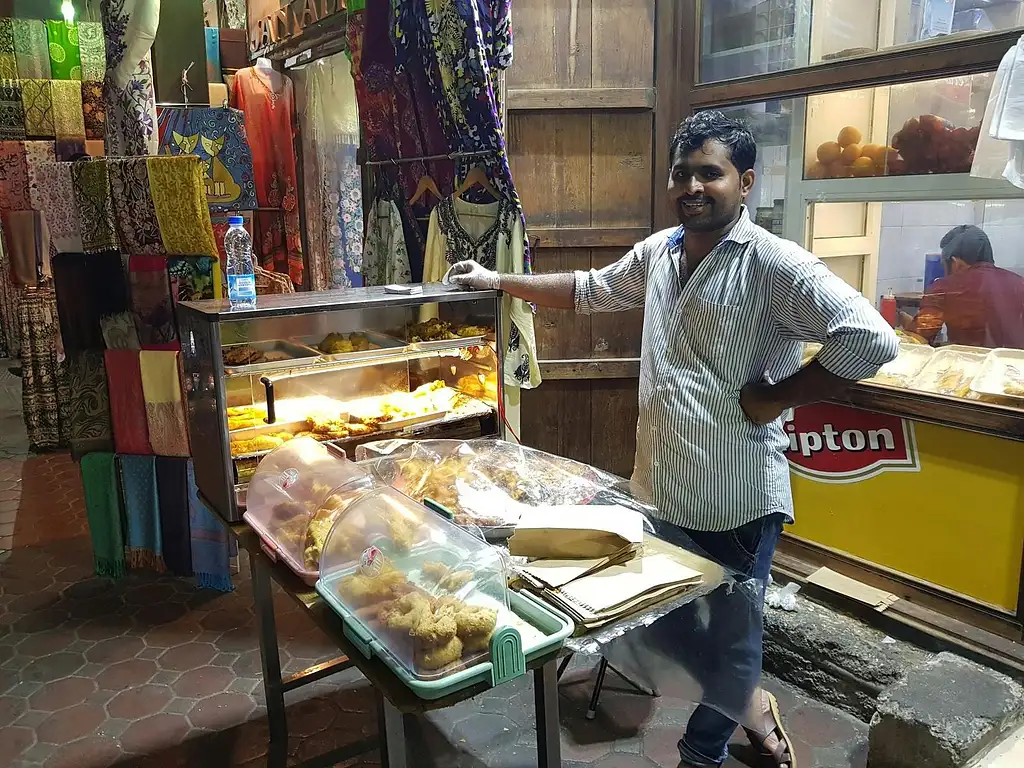 Dubai Street Food Evening Tour