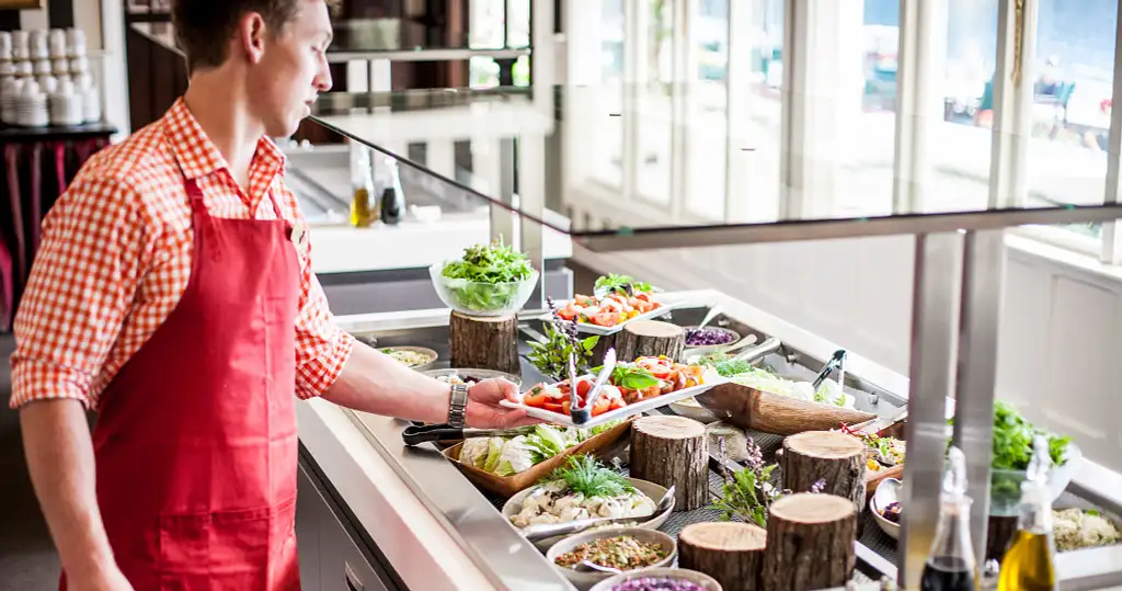 Walter Peak Gourmet BBQ Dining | On TSS Earnslaw