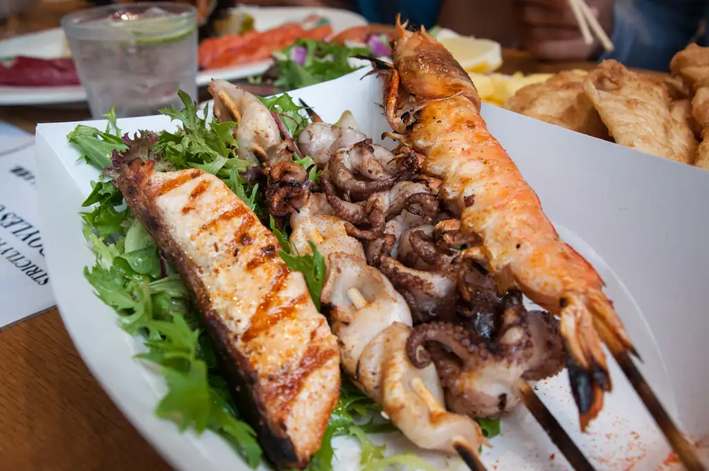 Sydney Fish Market Tour & Harbor Cruise - Half Day