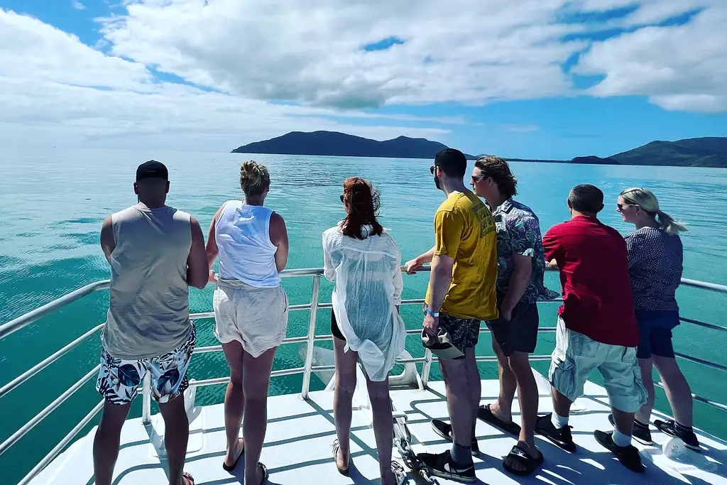Explore Dunk Island Day Tour | From Cairns