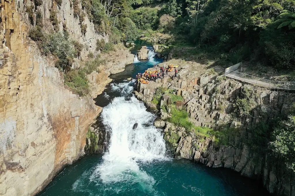 Action Bug Rafting - Rangitaiki River