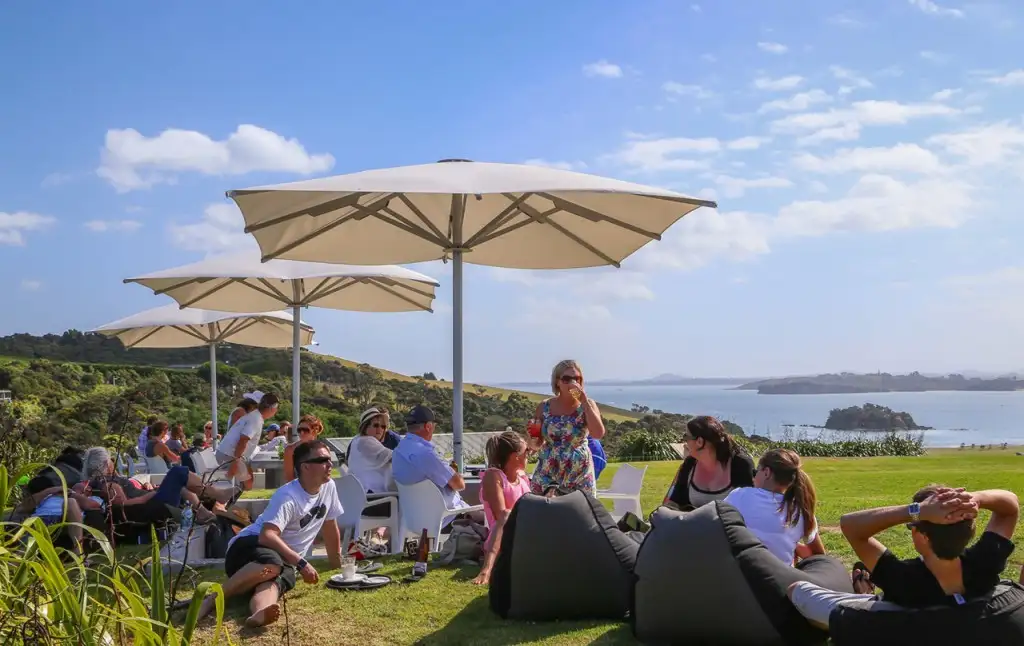 Waiheke Wine & Fishing Tour