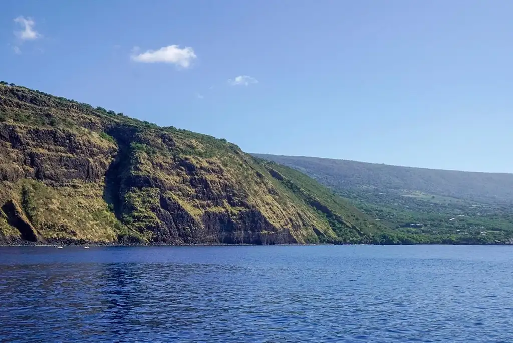 Morning Kealakekua Snorkel and Sail