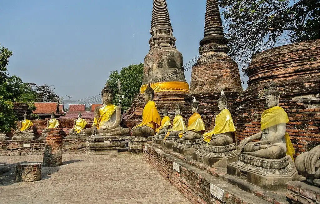 Full-Day Ayutthaya and Lopburi Guided Tour from Bangkok