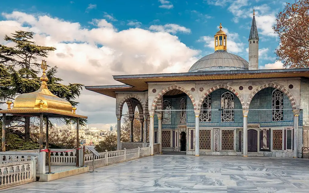 Skip-the-line Topkapi Palace and Suleymaniye Mosque Tour