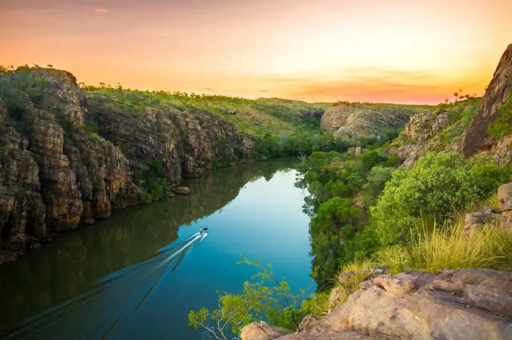 Katherine Gorge Cruise & Edith Falls Tour | From Darwin (BDTNT20DAY)