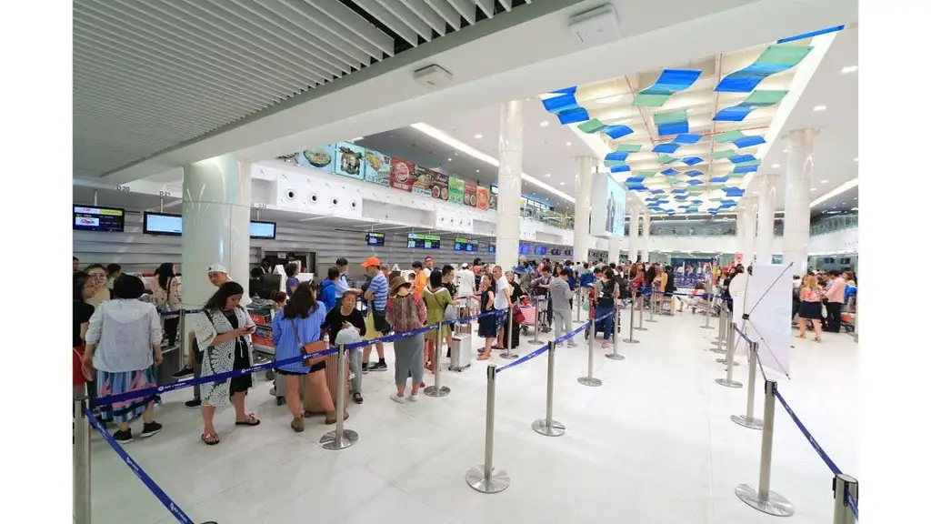 Phuket Airport Fast Track Customs Pass With Assistant | Arrival to airport