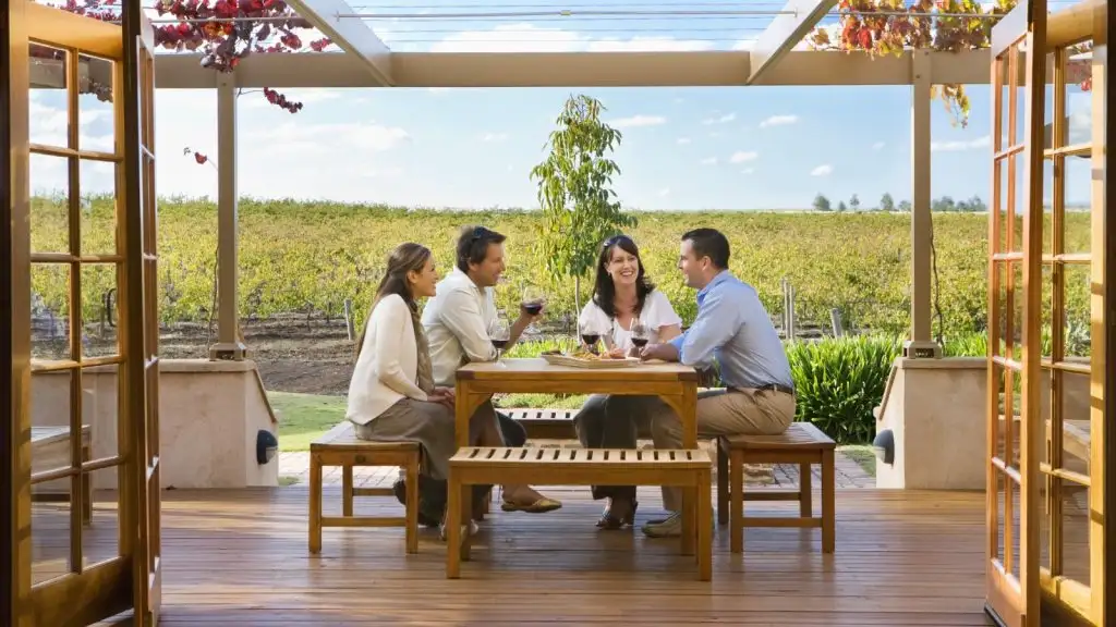 Uncork Barossa Small Group Wine Tour