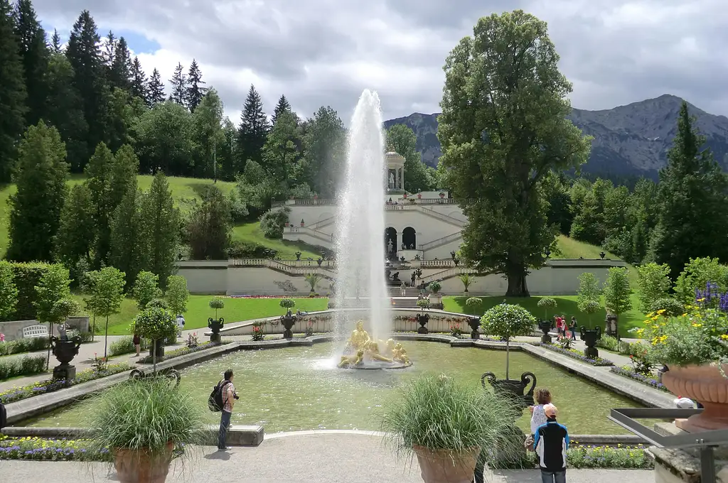 VIP Tour to Linderhof Palace and Neuschwanstein Castle