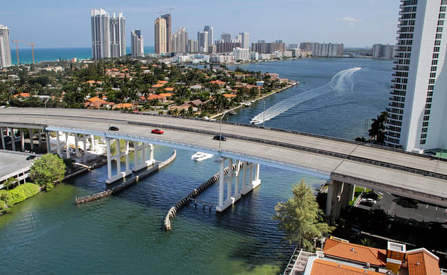 Miami Speed Boat Tour Skyline