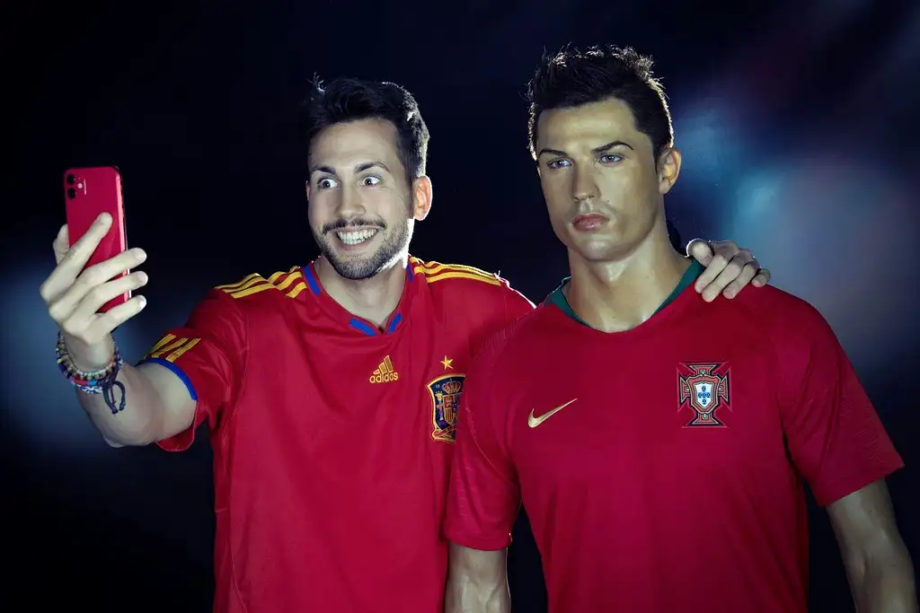 Madrid Wax Museum | Entrances