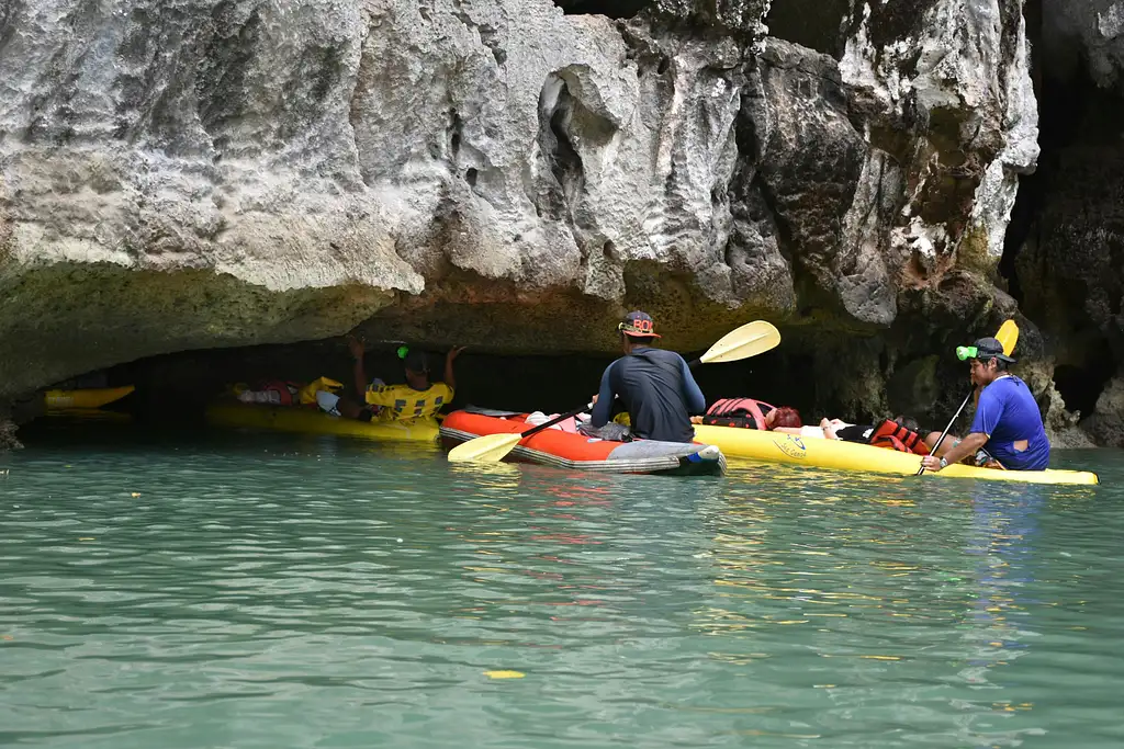 Hong Starlight Kayaking and Loi Krathong Ceremony from Phuket Full Day Tour